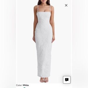 NWT - Gorgeous white floral Maxi from House of CB.